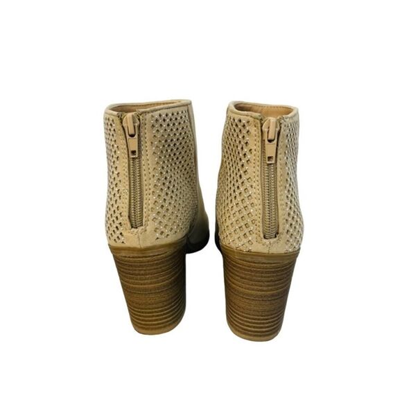 Madden NYC Ankle Boots Sand Size Womens 8 M Faux Suede - Picture 4 of 10